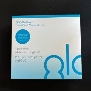 GLO Brilliant Personal Teeth Whitening Device